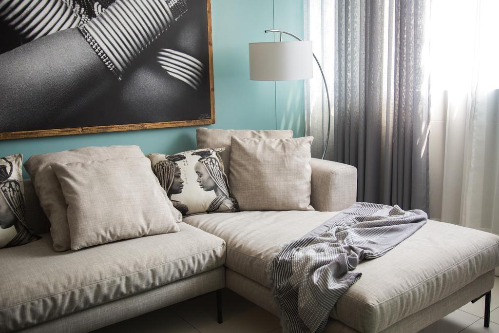 Apartment 64 At 77 On Independence Ave วินด์ฮุก ภายนอก รูปภาพ
