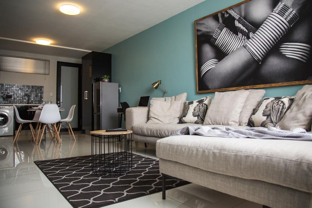 Apartment 64 At 77 On Independence Ave วินด์ฮุก ภายนอก รูปภาพ