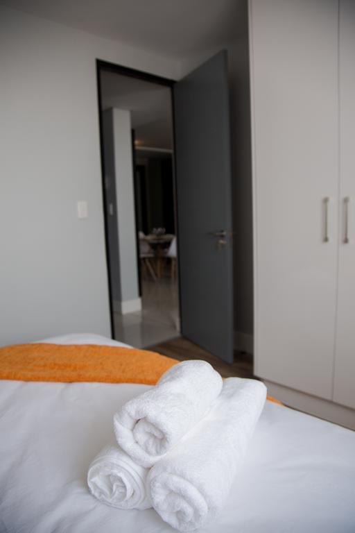 Apartment 64 At 77 On Independence Ave วินด์ฮุก ภายนอก รูปภาพ